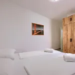 Center - Steps Away From The Arena Apartment *