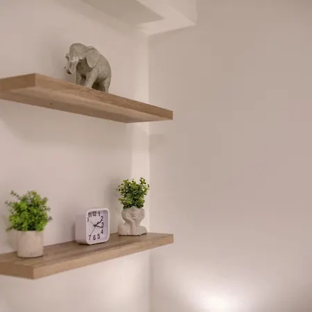Apartment Center *