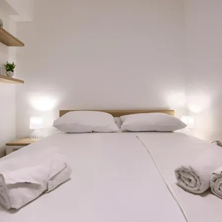 Center - Steps Away From The Arena * Pula