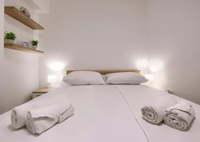 Center - Steps Away From The Arena * Pula